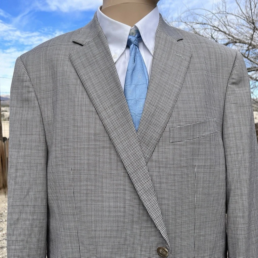 Peter Millar excellent great